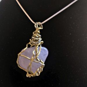 Jewelry - ⚡️Charged Rose Quartz necklace✨ Jewelry - ⚡️Charged Rose Quartz necklace✨